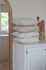 Daisy Trellis Cushion Cover
