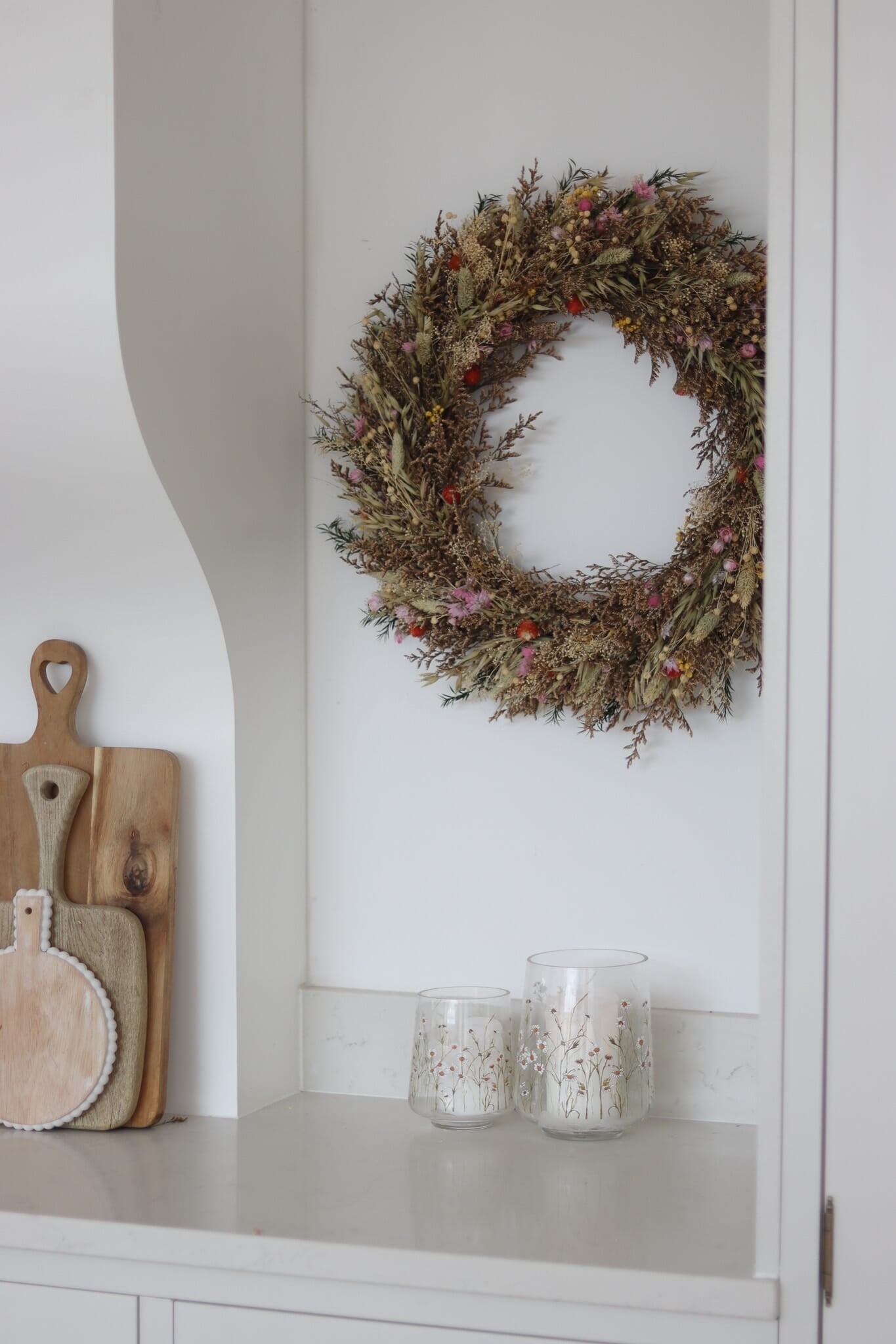 Dried Wreath - Natural