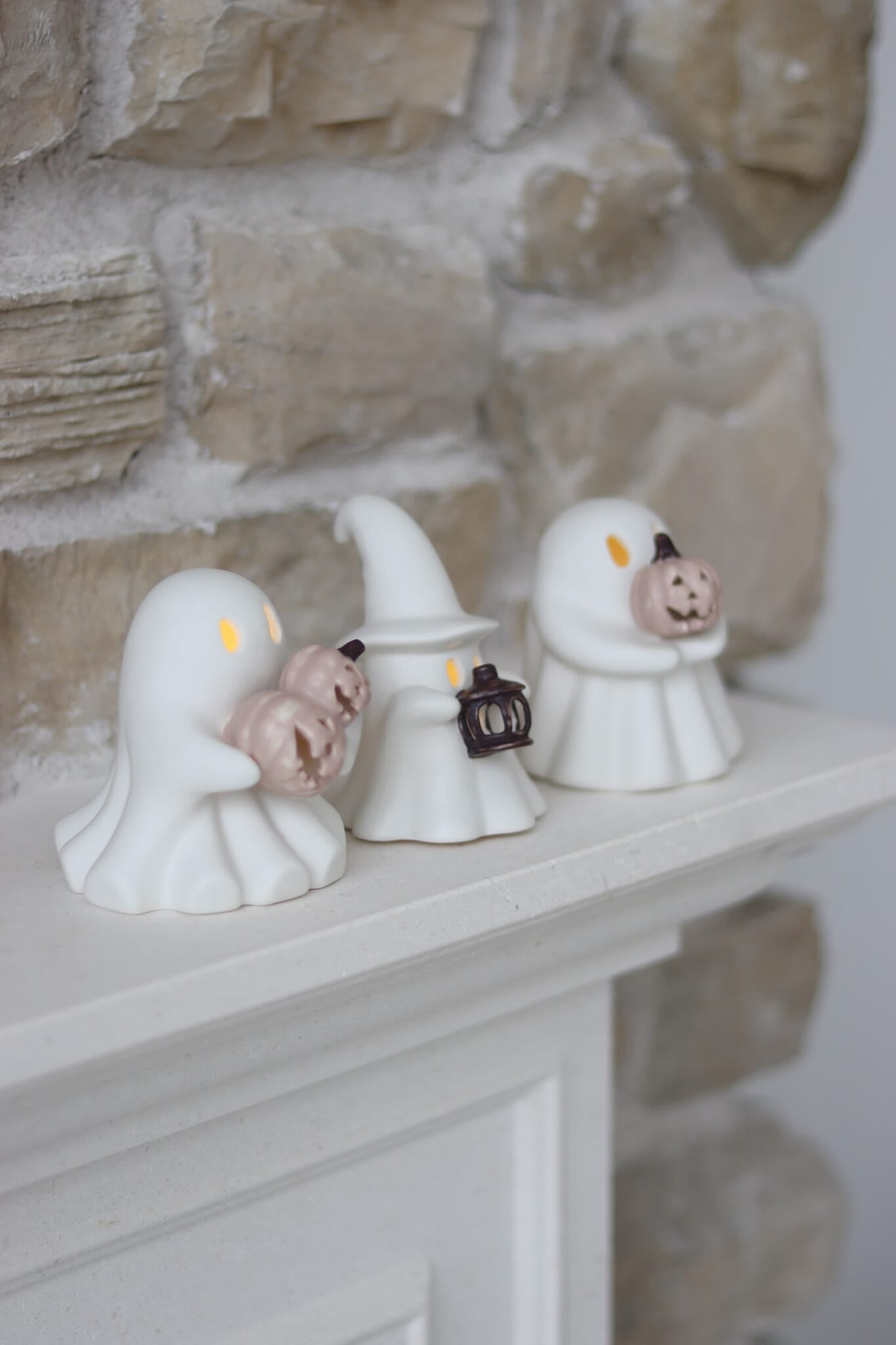 3 Assorted LED Ceramic Ghosts