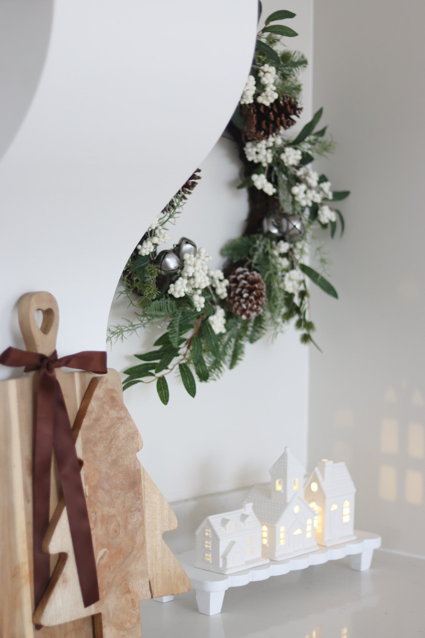 Christmas Wreath - Pine Cone Berry