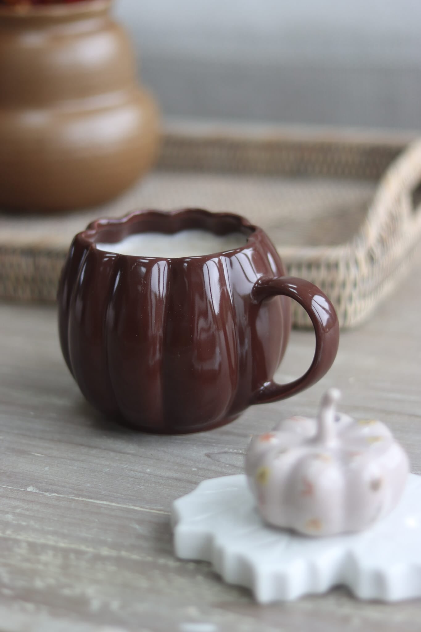 Large Pumpkin Mug - Brown