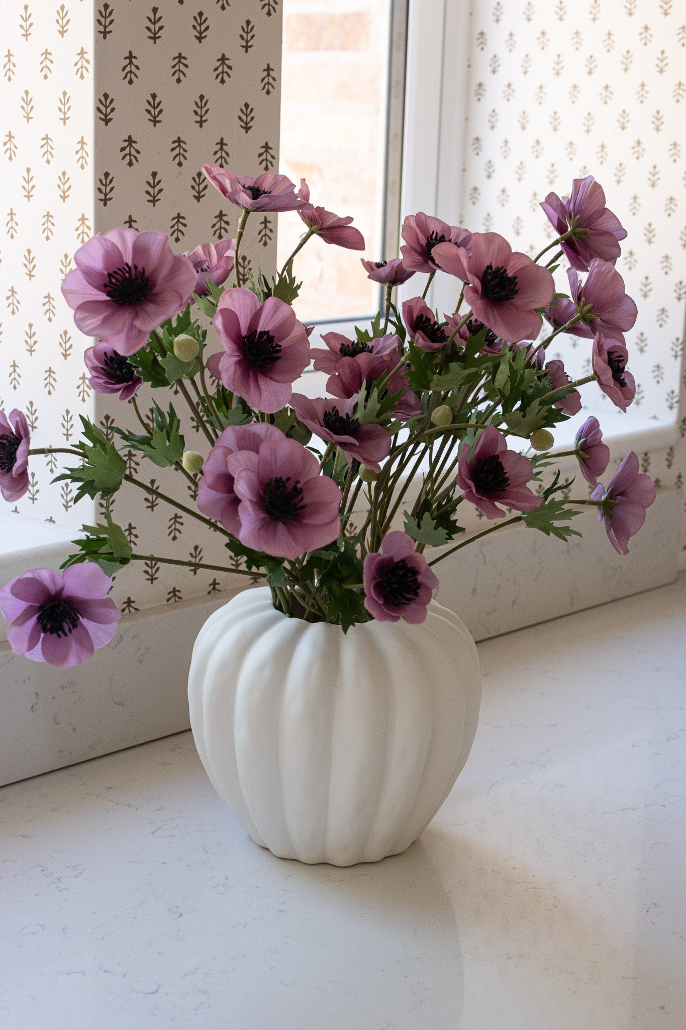 Matt White Curved Ceramic Vase