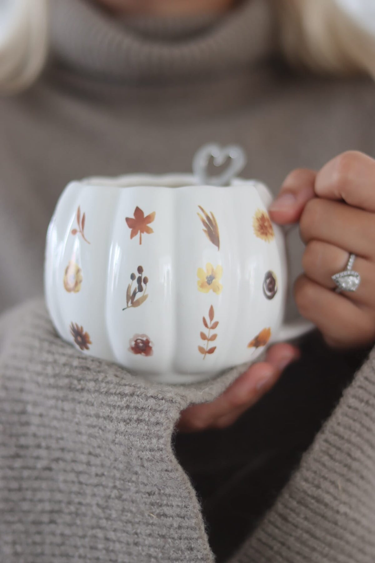 Large Pumpkin Mug - Autumn Flowers