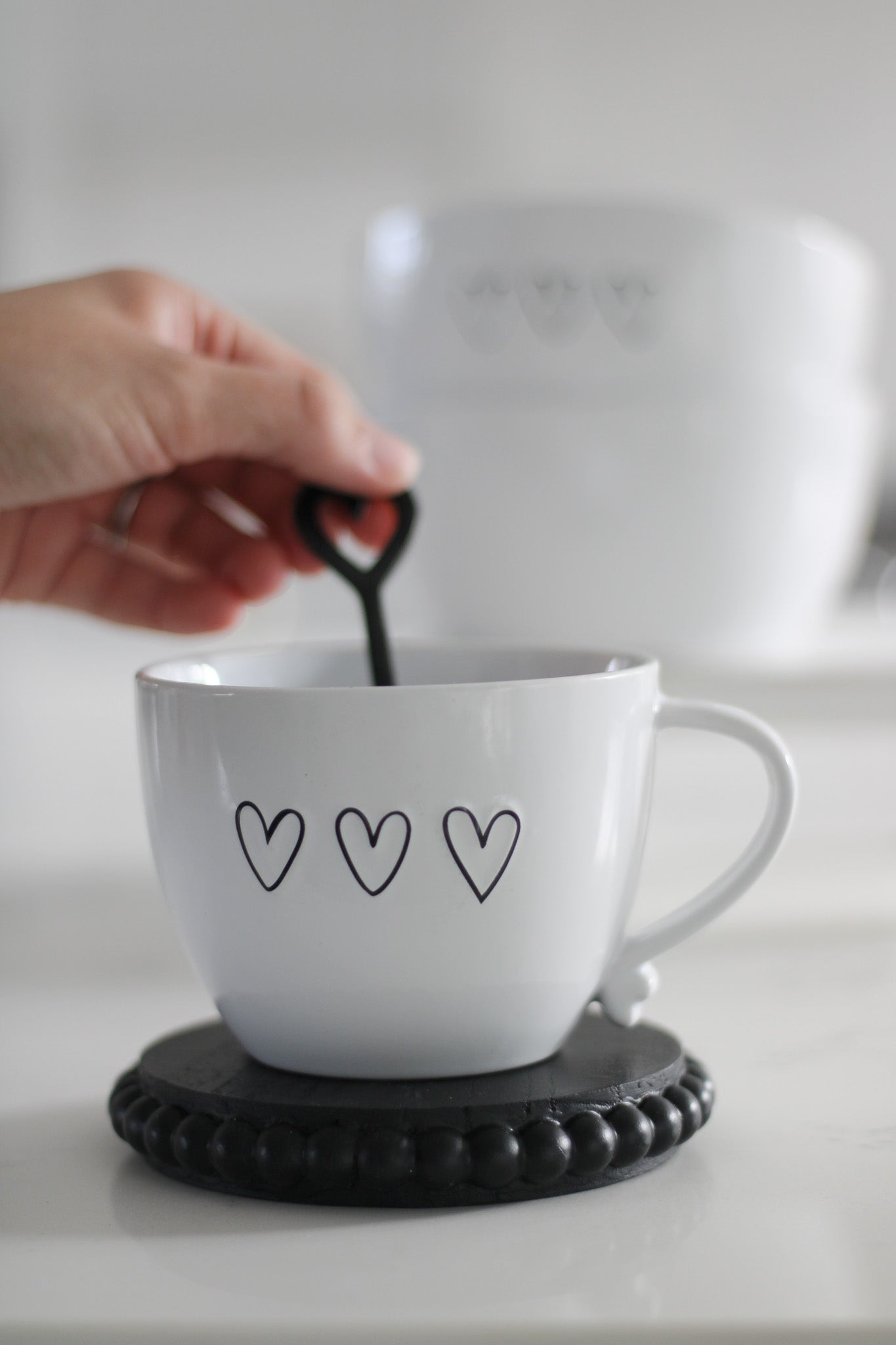 Heart Handled Ceramic Mug Set – 4 Piece – 3 Black Hearts
