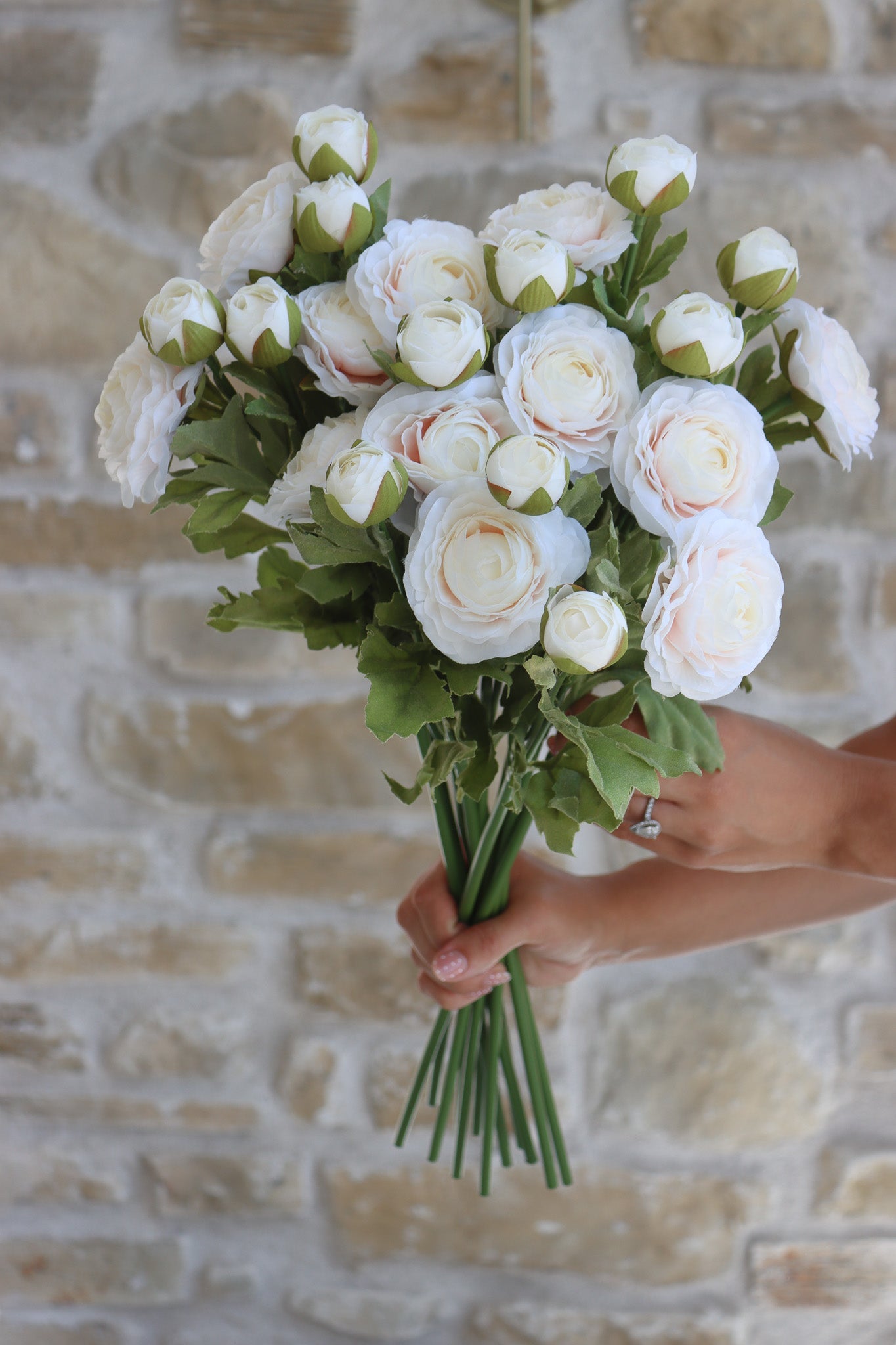 Faux Flowers - Ranunculus Spray - Cream