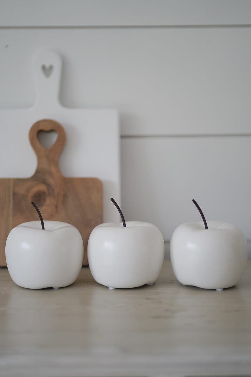 Ceramic Apples Matt White