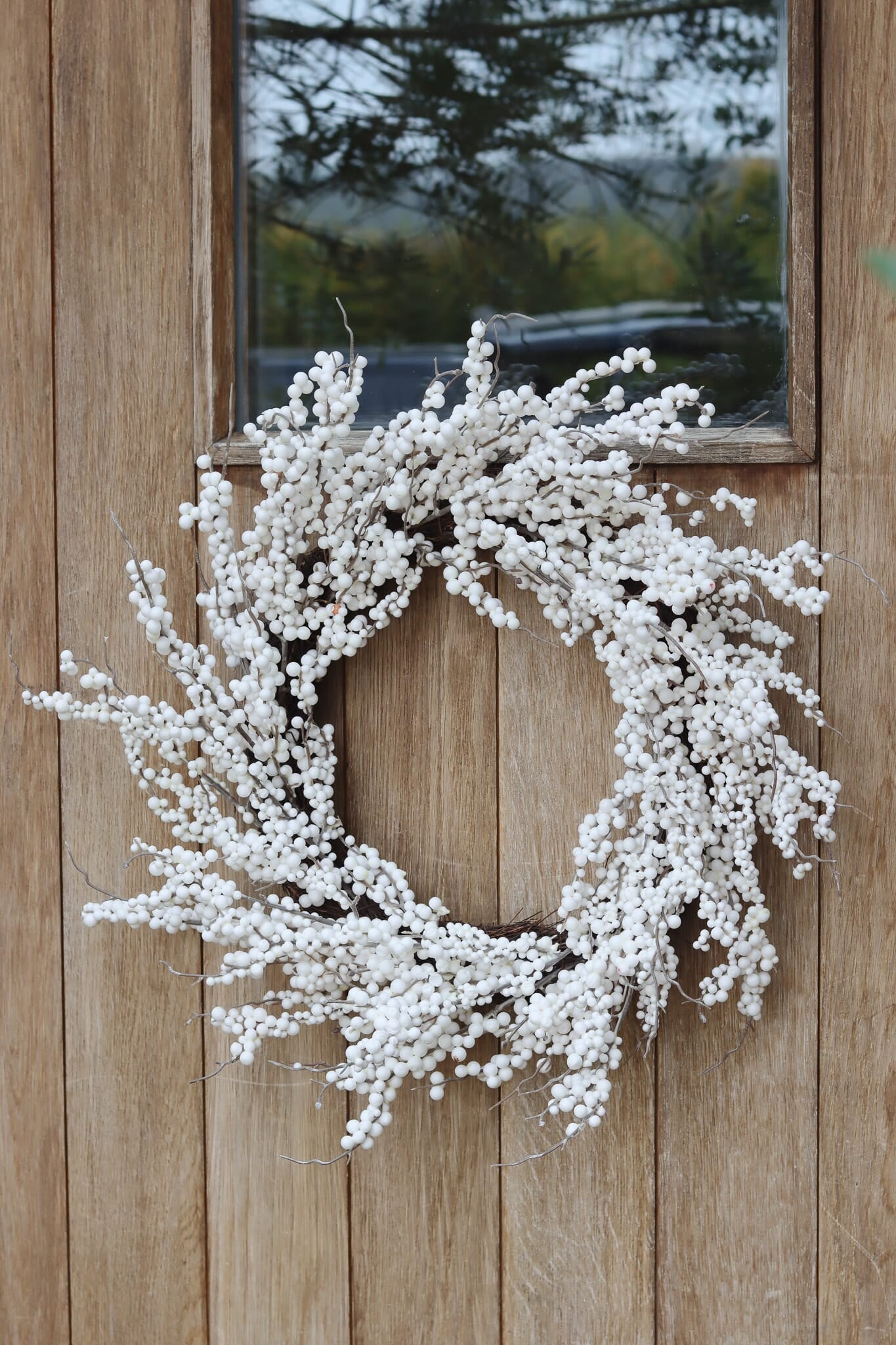 Christmas Wreath -  White Winter Berries Cluster